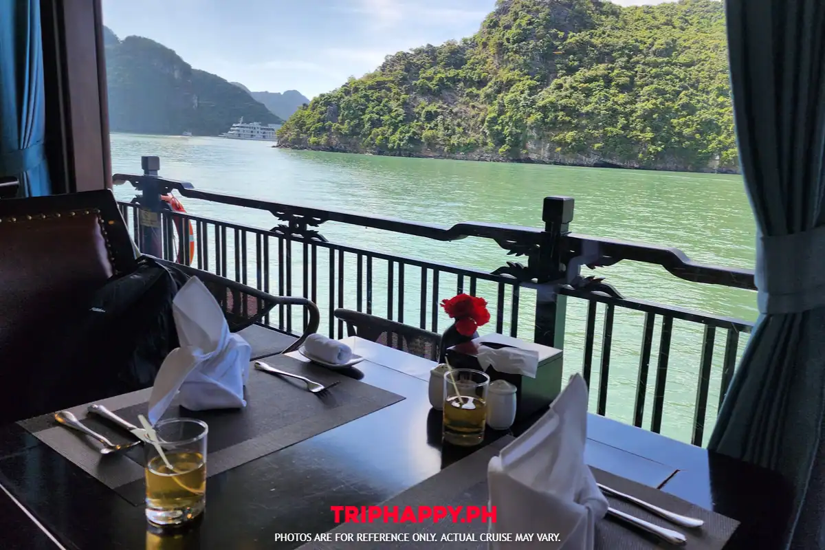 halong bay4 dining