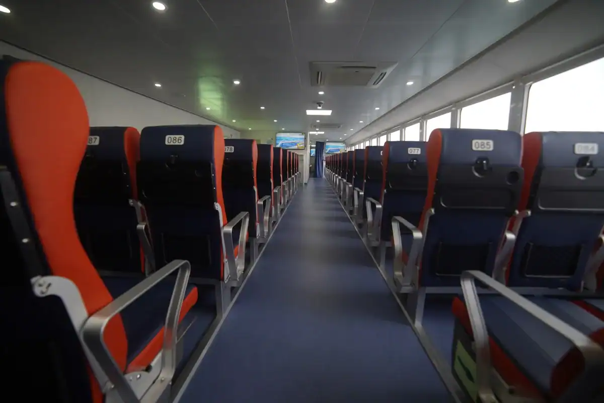 FastCat Premium Class Seat