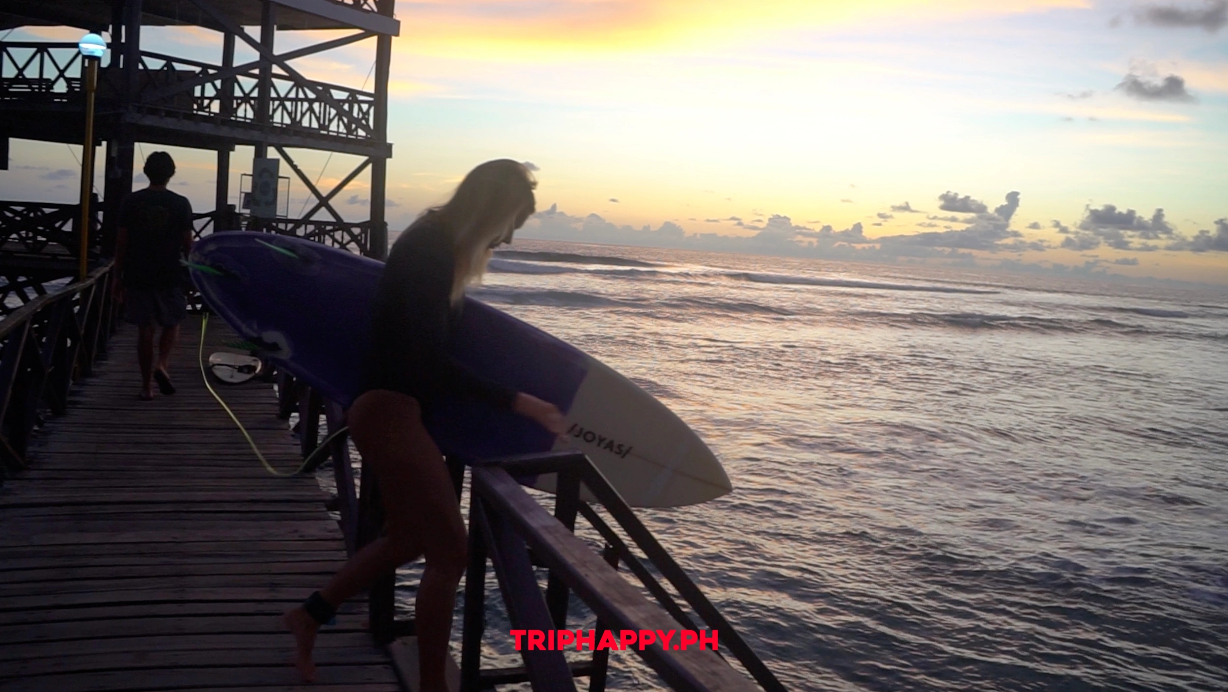 Enjoy spectacular sunset colors over Siargao’s tropical waters.